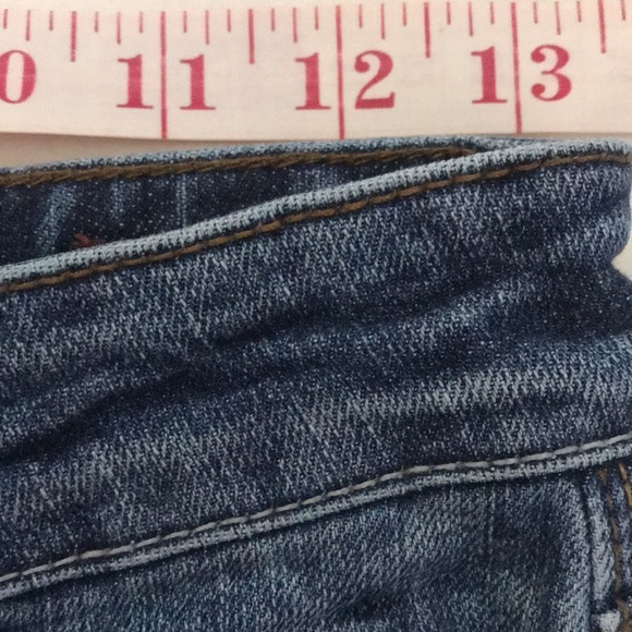 dELiA*s Bailey juniors jeans. Size 1/2 L - Picture 13 of 13